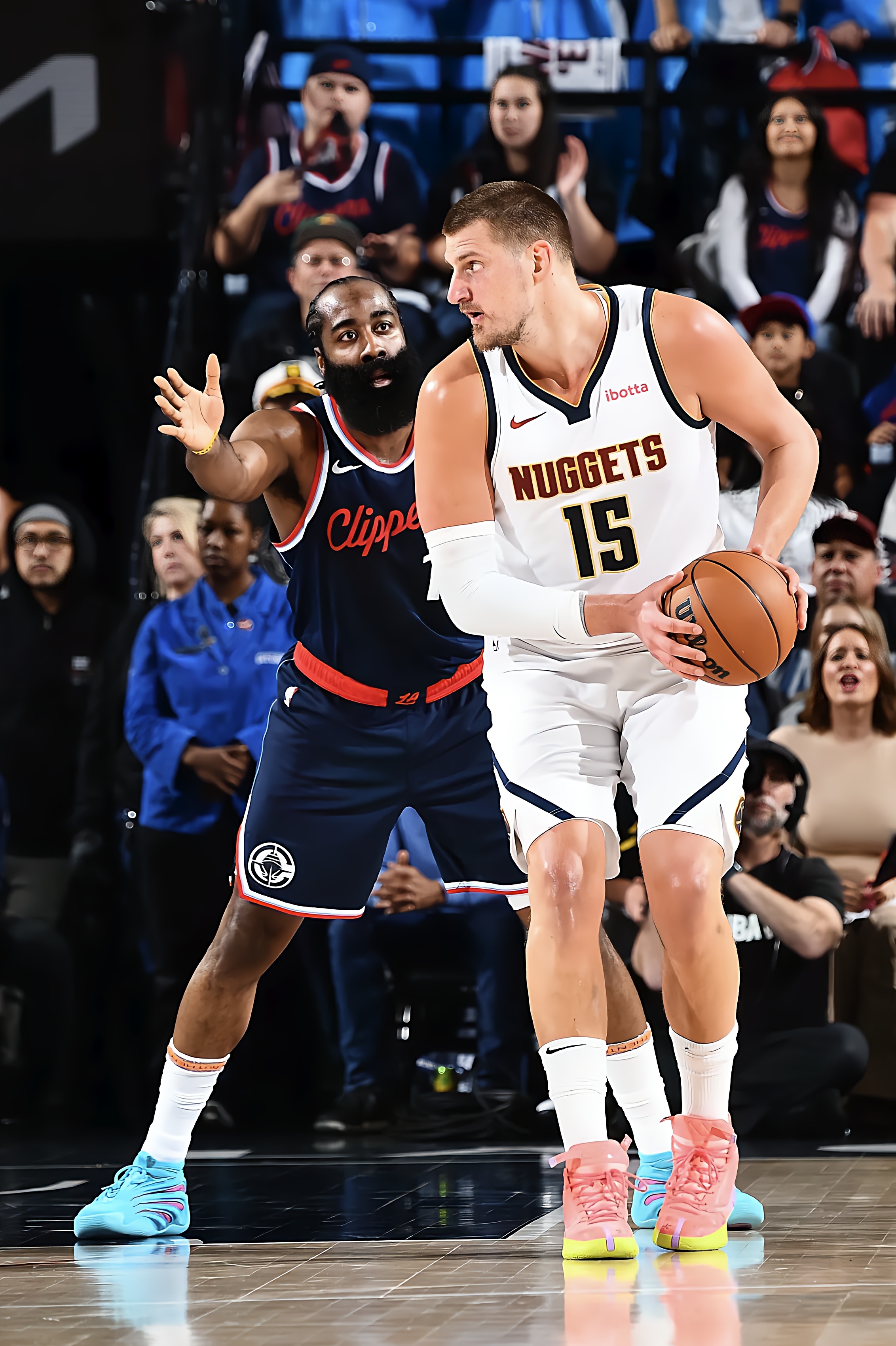 关于NBA季后赛赛前走向成谜，纽约尼克斯更衣室发声，压力陡增，球探报告显示潜力的信息