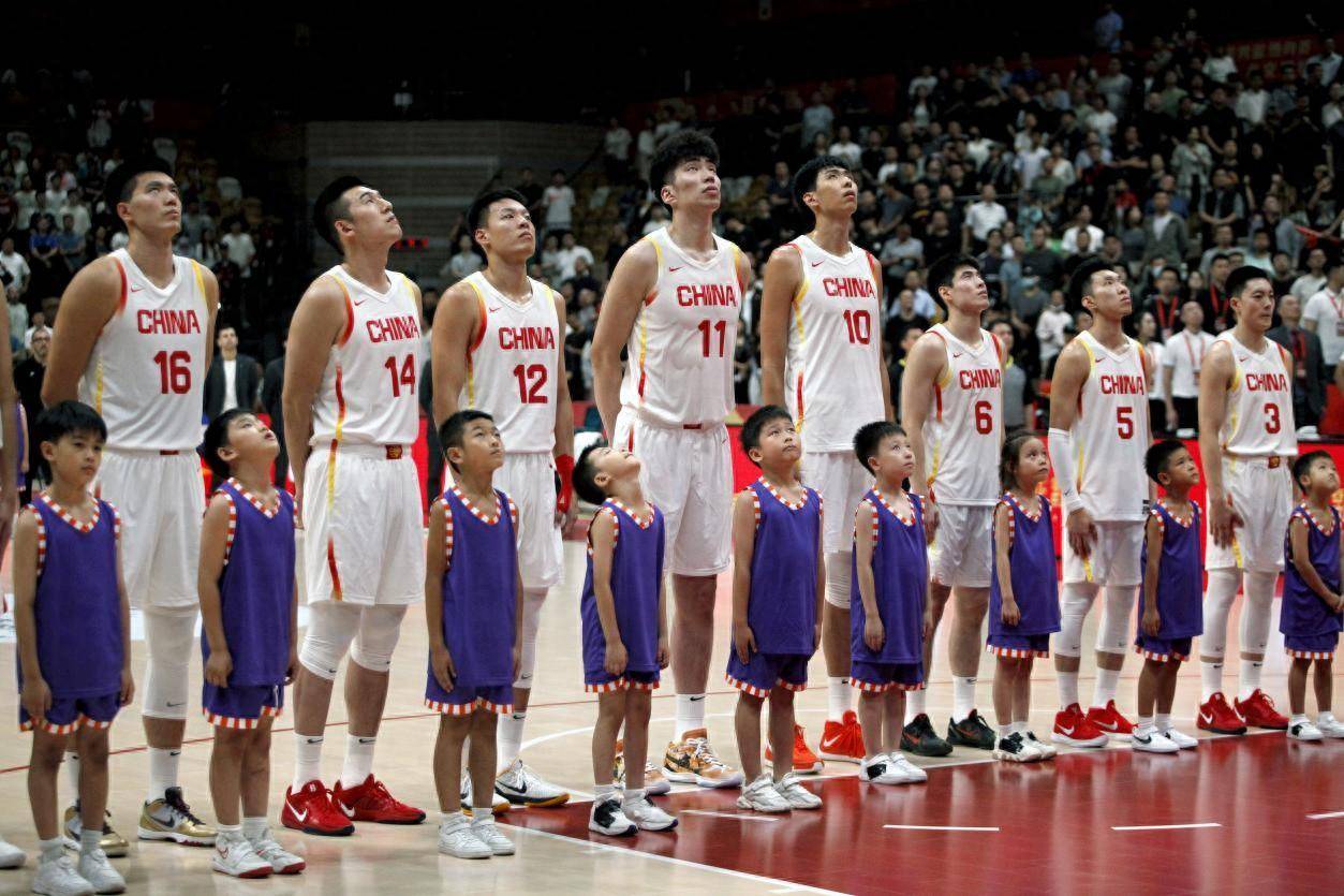 CBA常规赛赛程吃紧；尤文图斯关键时刻强势反弹；管理层满意；团队化学反应显著的简单介绍