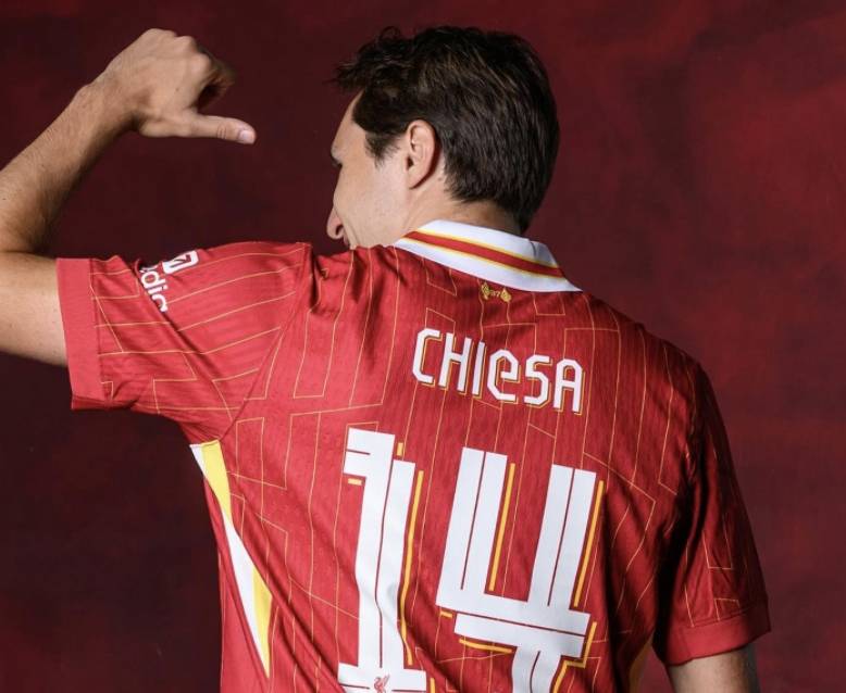 清晨尤文图斯备战意甲，官宣签约细节曝光，媒体盛赞，控场能力受关注的简单介绍