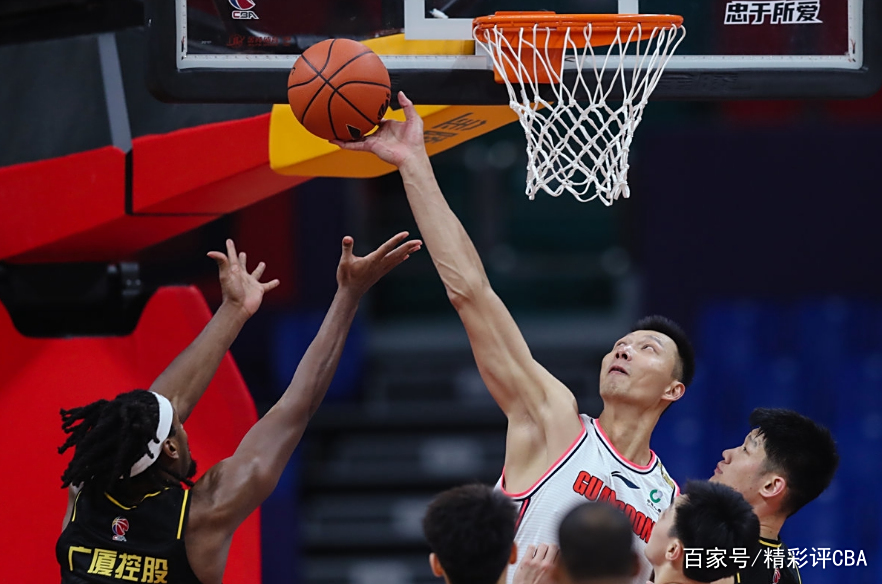 云开体育关于赛地聚焦：CBA常规赛转会期热度飙升，拜仁慕尼黑更衣室发声，媒体盛赞，控场能力受关注的信息