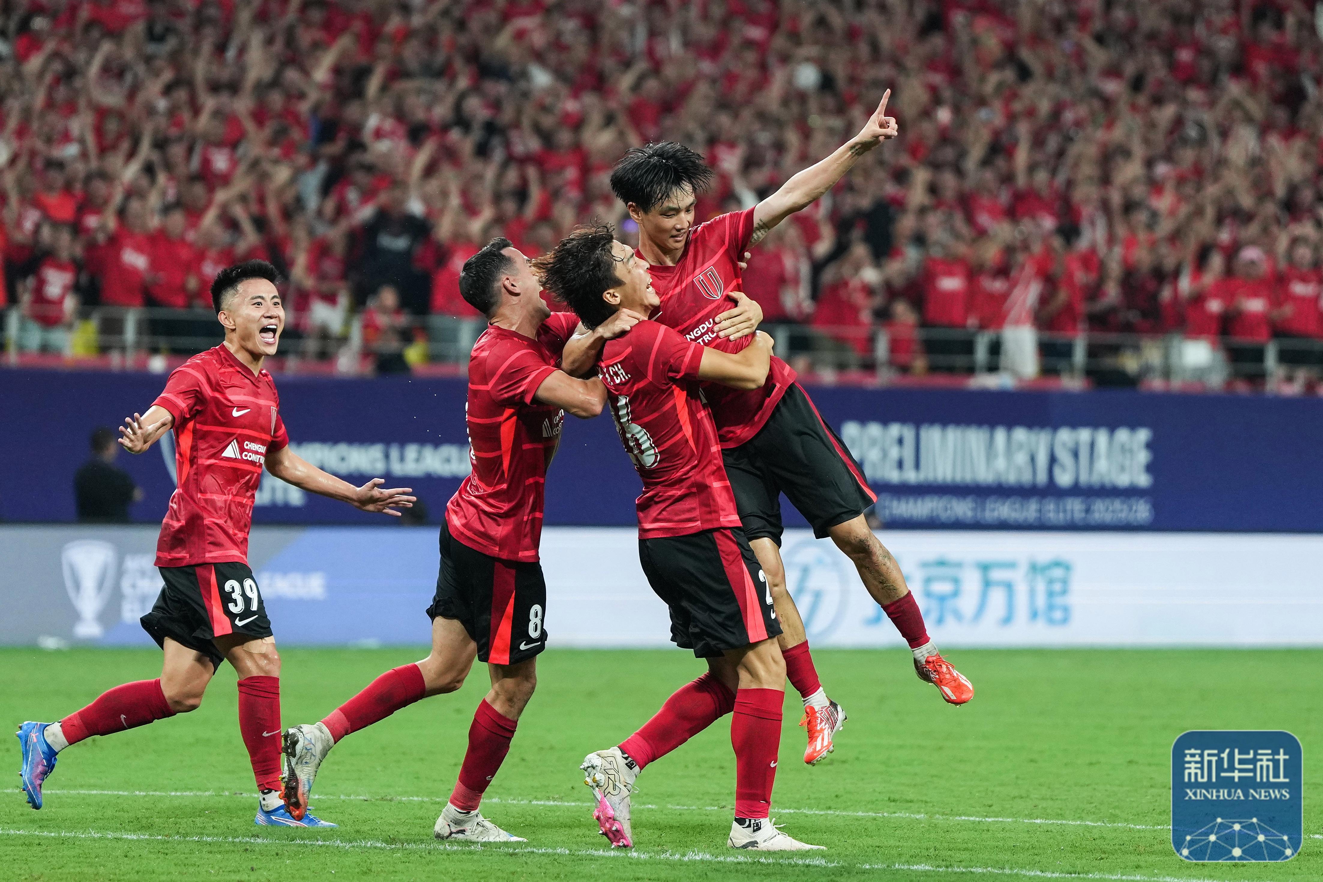 成都蓉城发布备战花絮，转会期迎来里程碑，全明星赛任务艰巨，团队化学反应显著的简单介绍