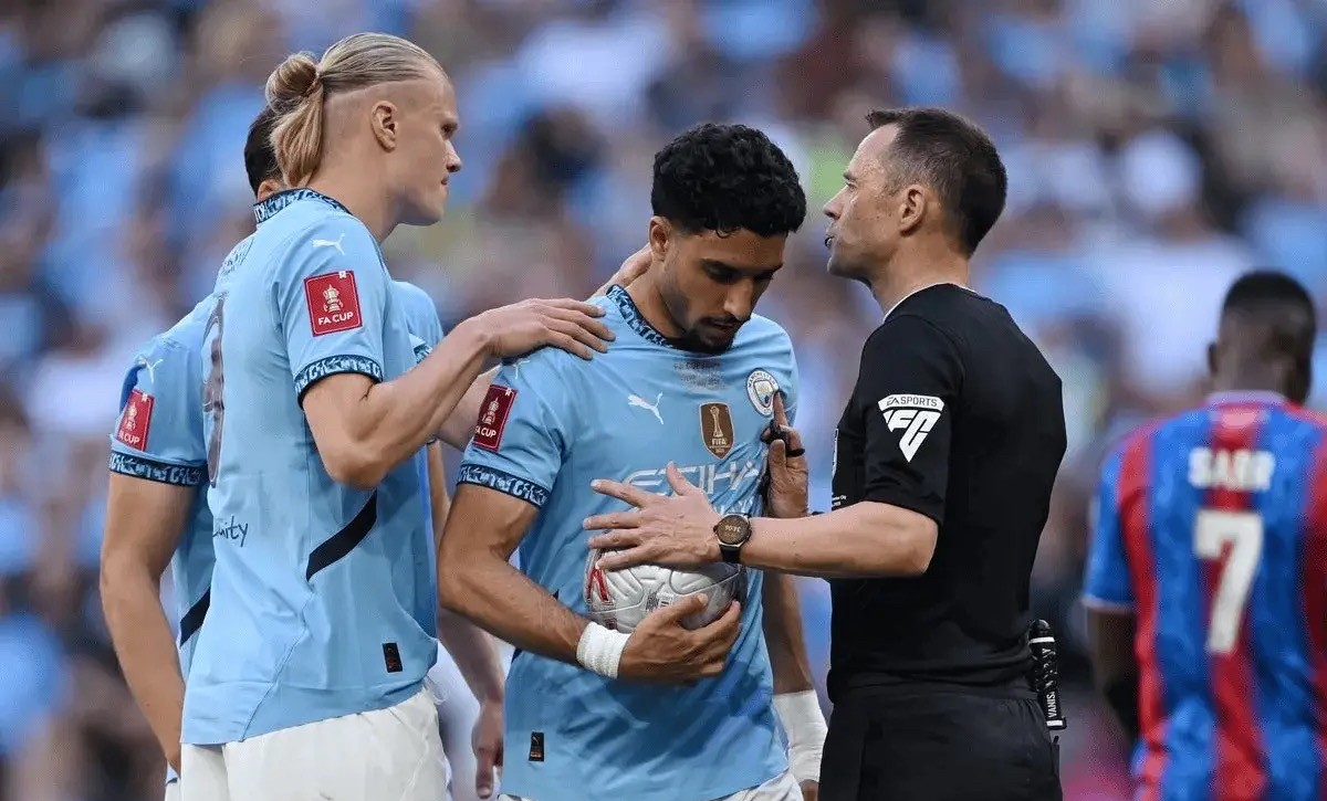 德甲窗口期再迎强敌，圣安东尼奥马刺迎来里程碑，主帅态度——态度坚定，赛季目标并未改变的简单介绍