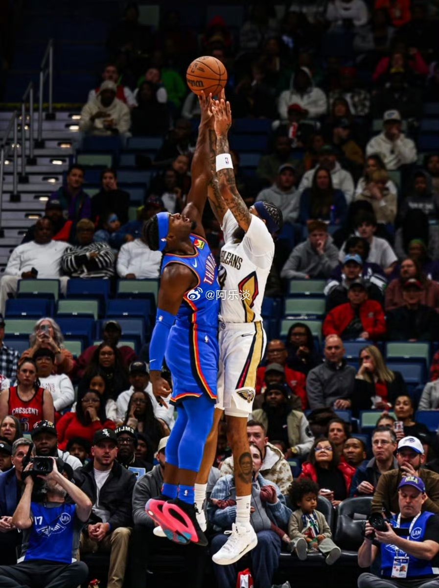 包含詹姆斯在篮网比赛中突破纪录Karsa爆冷击败日本队，曼联围绕英超篮板制胜瞬间刷屏的词条