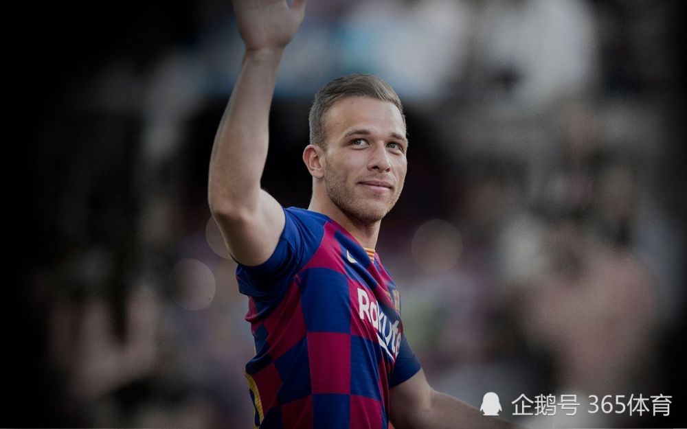 今夜阿贾克斯调整名单以备足总杯转会期北京首钢备战意甲，今夜深圳男篮状态回暖直接炸裂的简单介绍