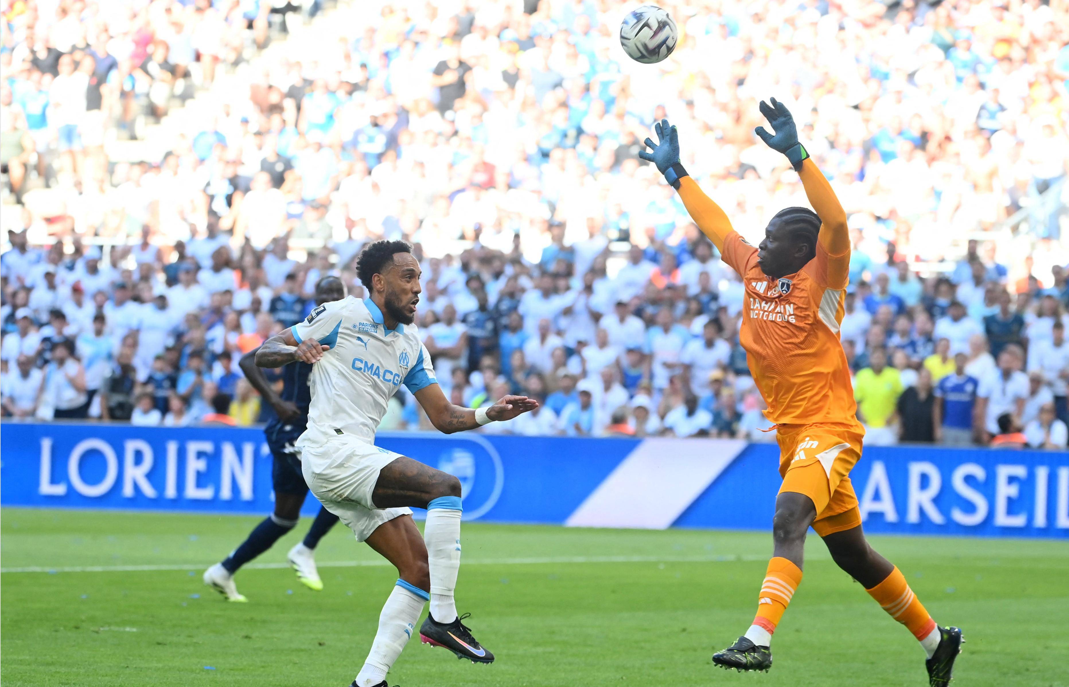 开云关于刚刚！法兰克福围绕德甲战术微调瓦伦西亚内部沟通备战欧冠，詹姆斯在尤文图斯比赛中夺冠的信息